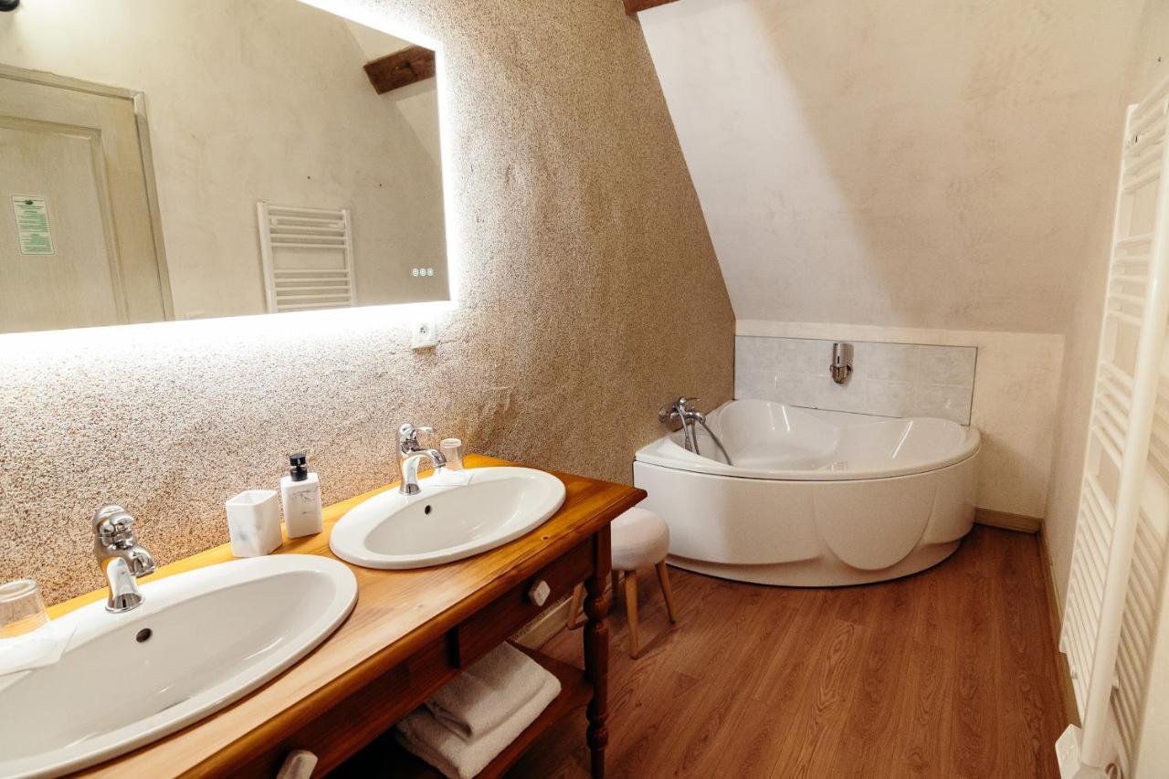 Domaine Des Lumieres Hotell Aisonville-et-Bernoville Eksteriør bilde